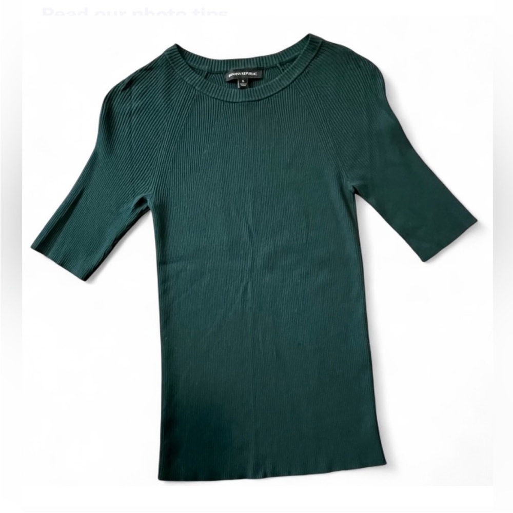 BANANA REPUBLIC Green ribbed knit top #knitwear. Size S